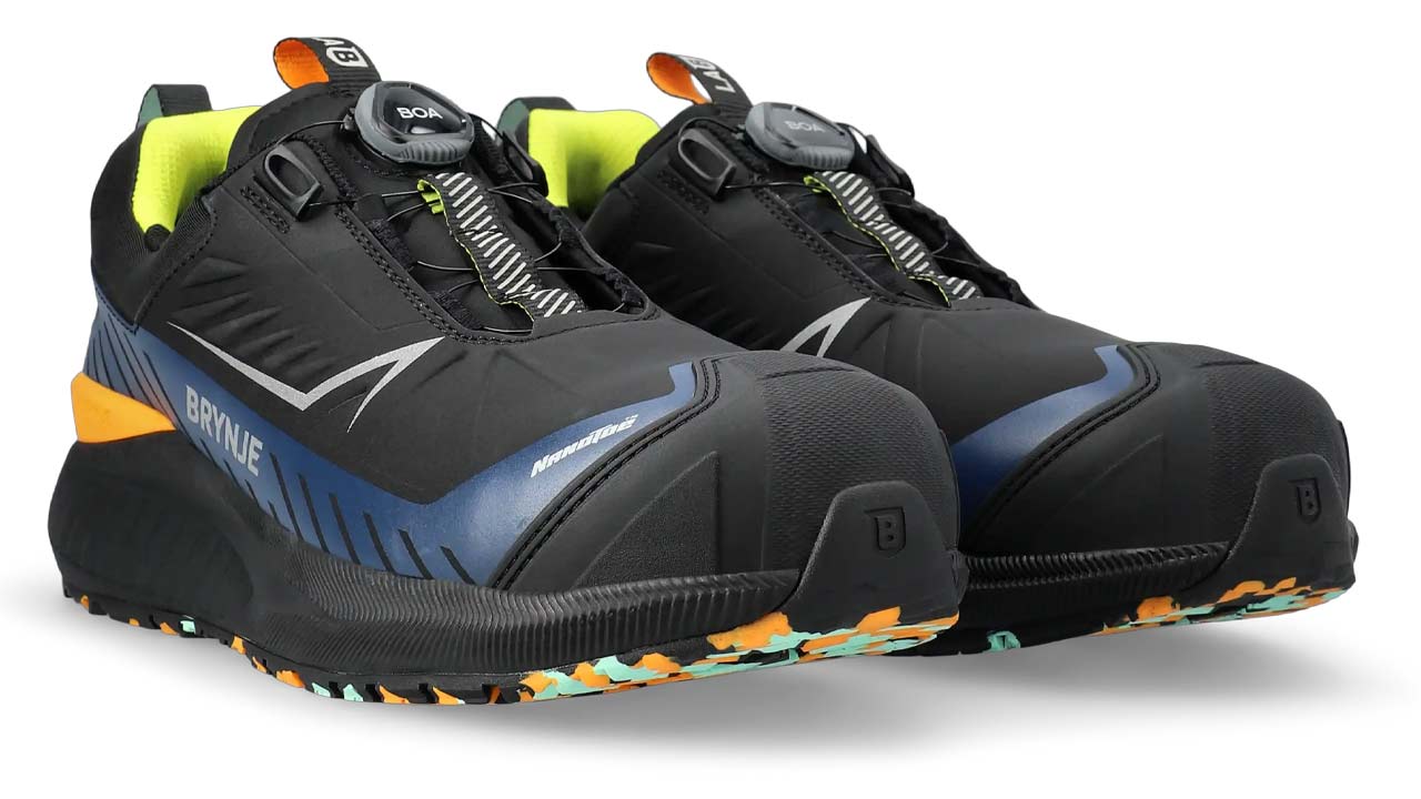 Et s&aelig;t Brynje LAB Microfiber sneakers