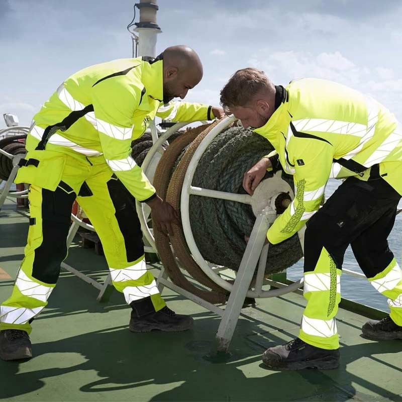 High visibility arbejdst&oslash;j med refleksb&aring;nd