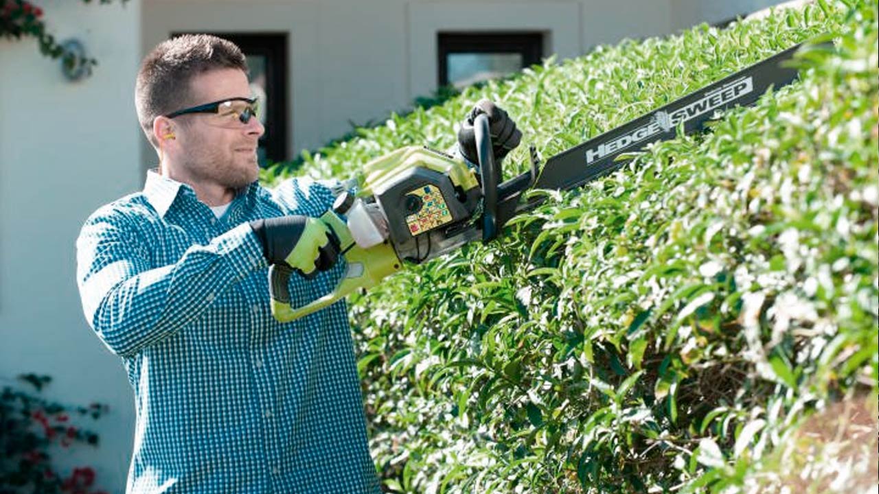 Ryobi hækkeklipper med ONE+ 18v batteri