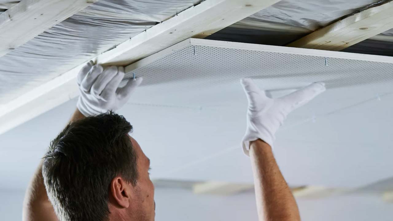 Montering af gipsplader på loft