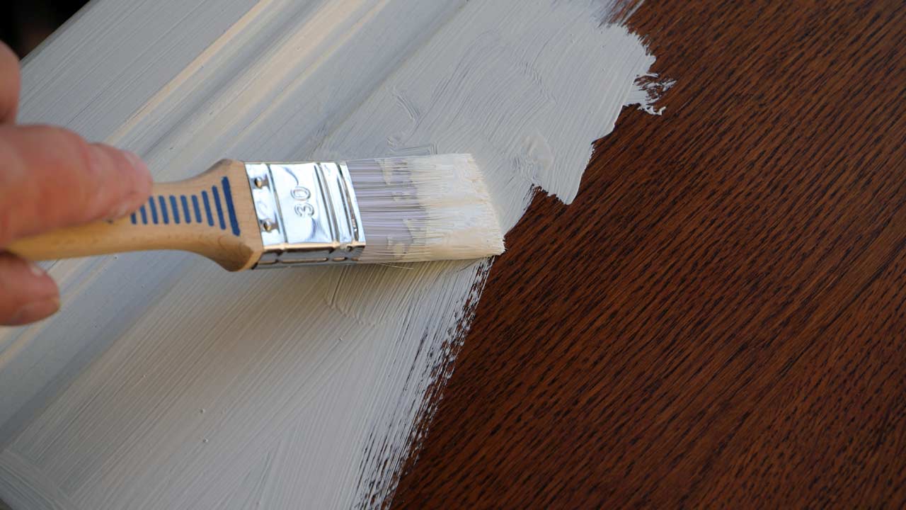 Træmaling til møbler, låger og døre